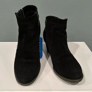 Brand-Blondo, Style- Valli, Color- Black suede, Size 7m (Women’s)